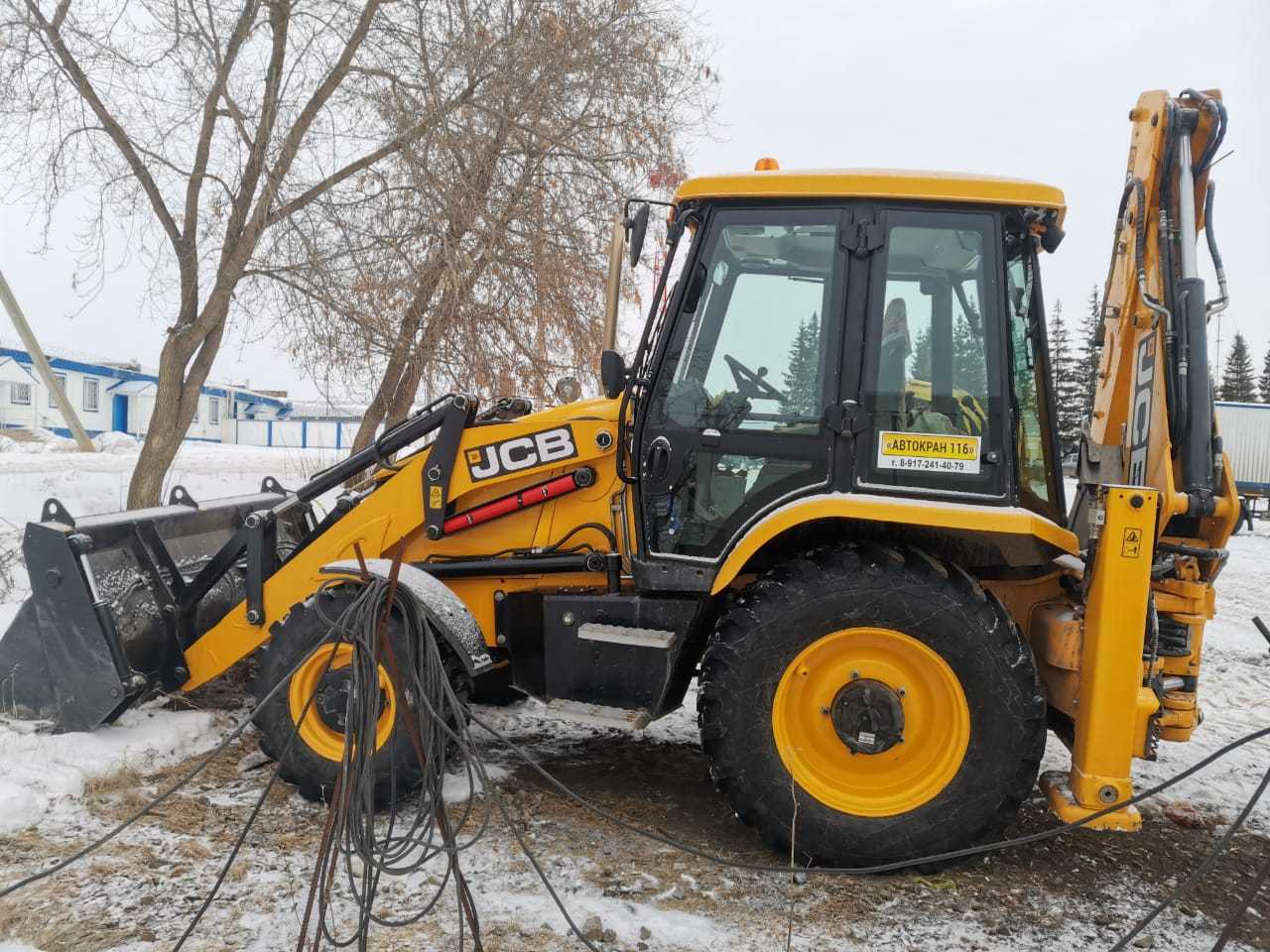 Экскаватор-погрузчик JCB 3CXT